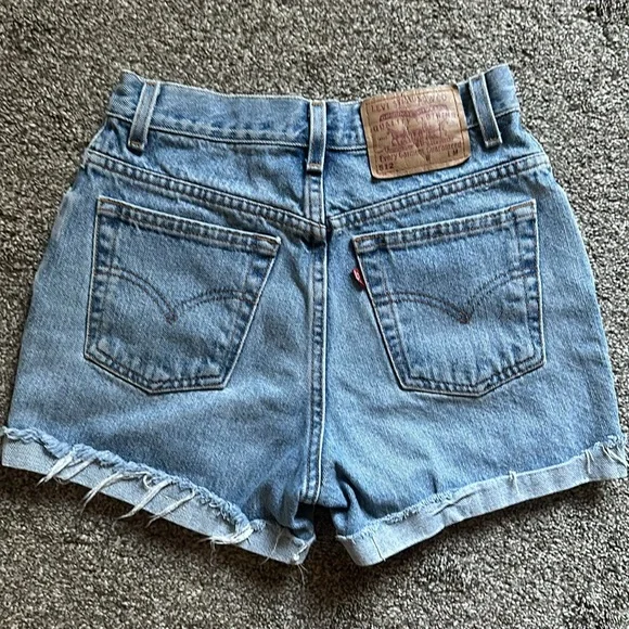 Authentic Red Tab Vintage Levi’s - Picture 2 of 8